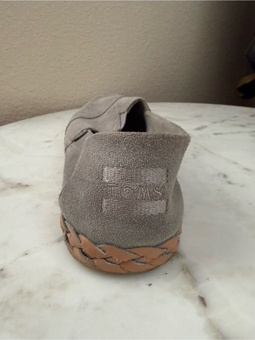 TOMS Grey/Taupe Suede Women’s Slip-On Loafers with Leather twist band. - Picture 6 of 7